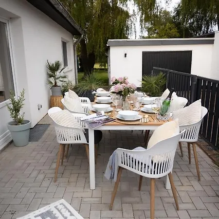 Apartment 5 Sterne Premium Ferienwohnung In Ostseenaehe Loose