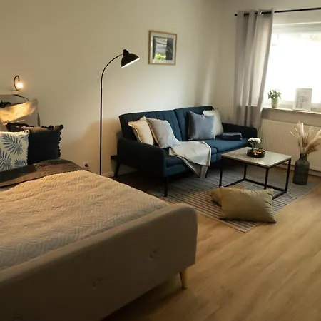 Apartment 5 Sterne Premium Ferienwohnung In Ostseenaehe *