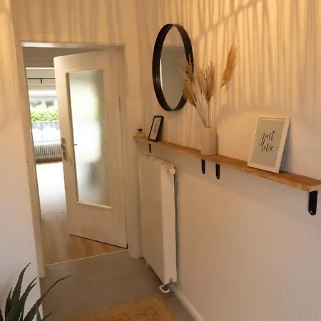 Apartment 5 Sterne Premium Ferienwohnung In Ostseenaehe *